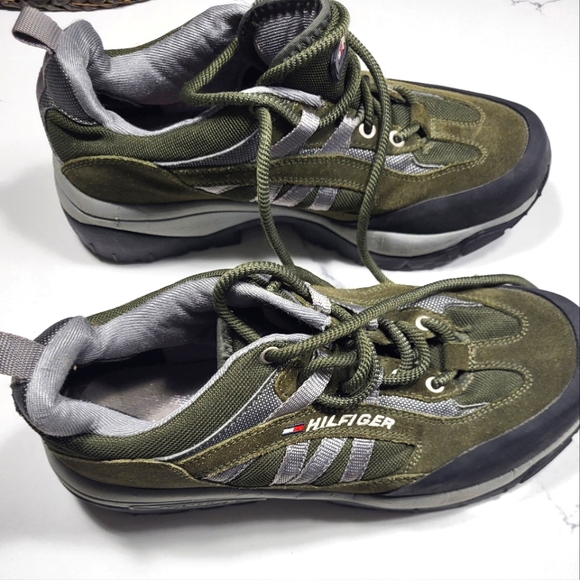 Tommy Hilfiger Shoes - ❤️Hiking shoes -Tommy Hilfiger Women hiking/safari sneakers/boot/Green